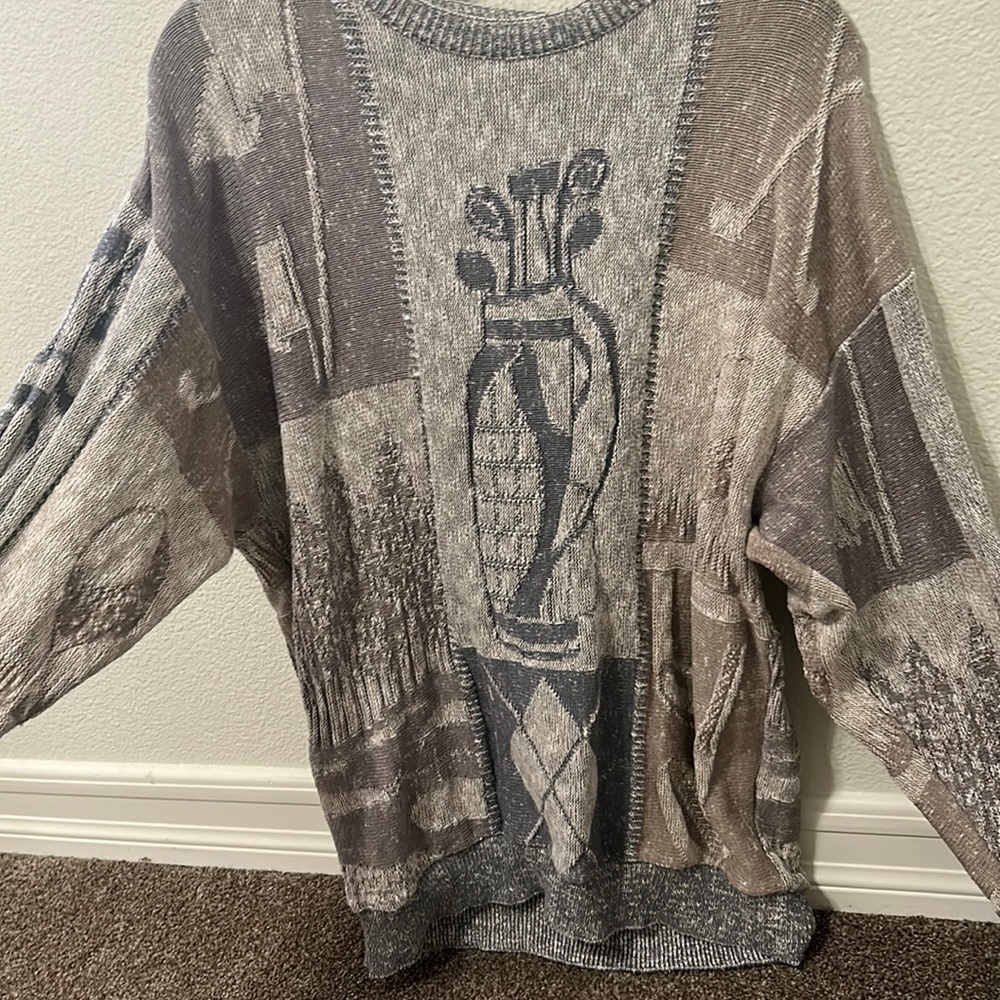 Beautiful Shenandoah golf club sweater. vintage sweater.